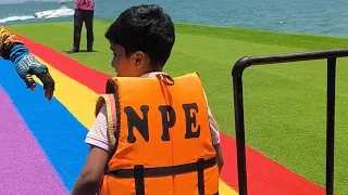 পাতায়া তে এসেই ছোট এই বাচ্চা Parasailing করলো কি সাহস মা শা আল্লাহ্ 