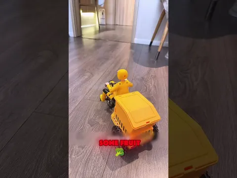 🚗🍔😏Snack Delivery Showdown — Why Won't It Move?! #funny