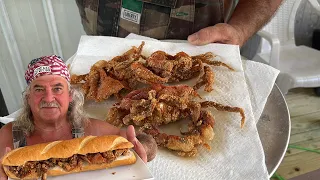 Clean And Fry Softshell Crab for a Louisiana Po'Boy