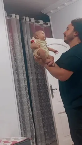 لما تلاعب النونو ومزاجه حلو ???