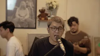 dudy oris laksana surgaku live session at roommate project studio