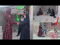 Download Lagu Een woord van redding: Fatima en Agha Karamat