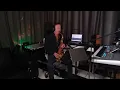Download Lagu It Never Rains In Southern California - Tran Thuy Chi (Chi Sax covers)