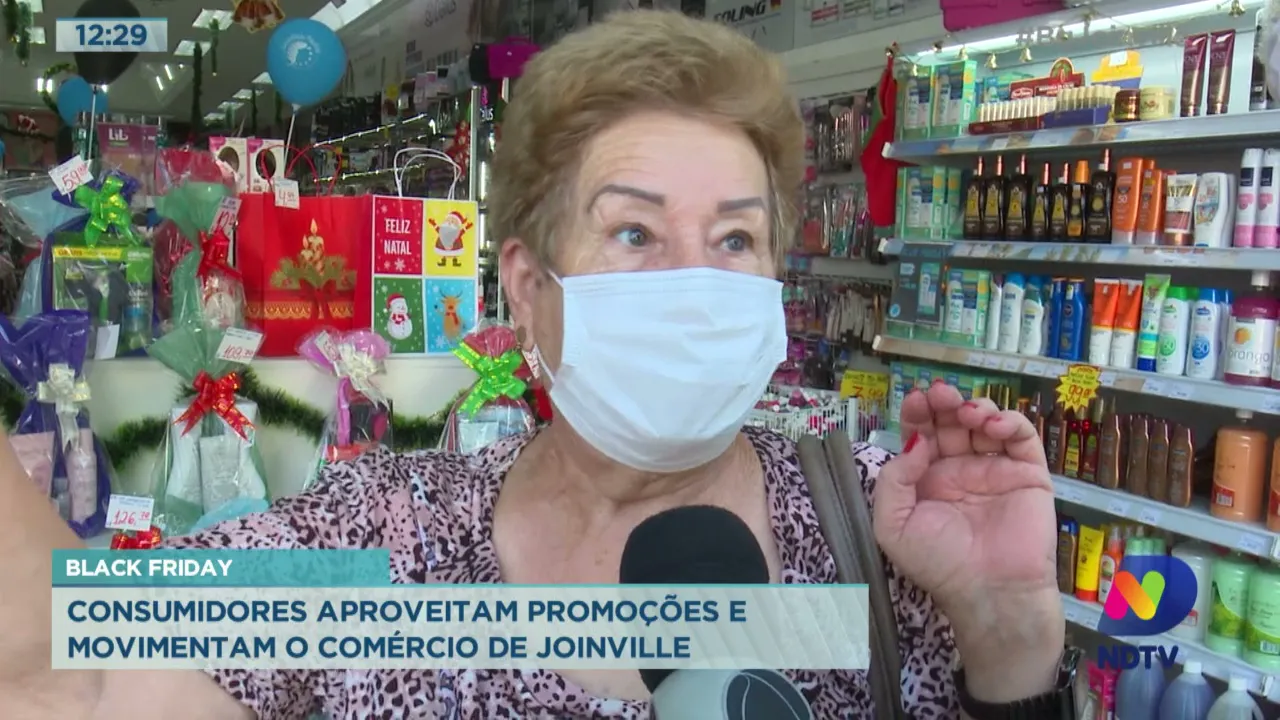 Consumidores aproveitam promoções e movimentam o comércio de Joinville