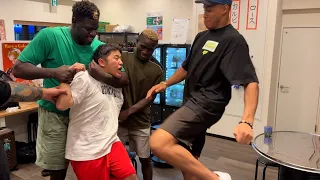 家を解体したヤ◯ザに久々に会いに行ったらボコボコにされた動画