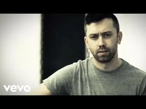 Download MP3 Rise Against - Hero Of War (Official Video)