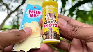 212 🌿 Crispy Snack ASMR on Grass | Packet Opening Sounds 😍 | Tom Fun 0.2