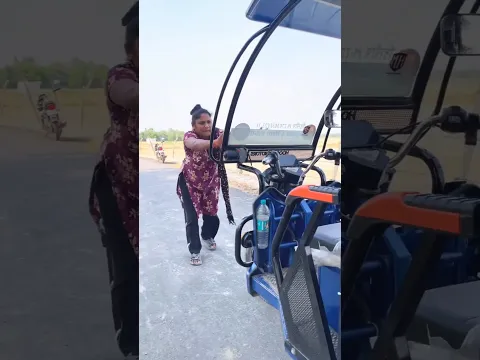 auto ko achanak rok diya π bhajan viral trending video π #bhajan #trending #radha