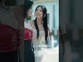 熱血女校：轉校女生在校遭女校霸霸凌！本來以為她是柔弱小綿羊，殊不知她竟是功夫高手，轉身一腳踢飛校霸，搖身一變成為「老大」！新劇全集🔥 💥 #爽劇 #逆襲 #短劇推薦 #cdrama