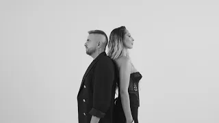 Elis Armeanca si Andra Oprea - Inima mea arde - Descarcă MP3