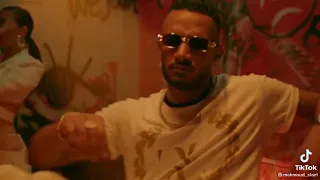 اغنيه محمد رمضان الجديد ما بنمشيش جنب الحيط احنا بنمشى ف نص الشارع الجديده دندنها