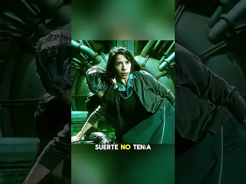 😱🌊 ¡Se enamoró de un monstruo marino… pero descubrió que ella también era uno! 💙🧜♀️#viral #movie