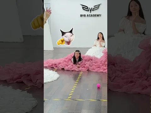 Does the voluminous dress make it hard for the young model to move? #bybacademy #daotaonguoimau #5g