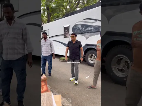 Actor naresh at new movie shooting sets