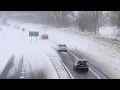 Lagu N33 bij Appingedam urenlang gestremd door vastzittende vrachtwagen in stuifsneeuw