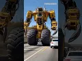 Lagu Future Robots: Kolossale industriële machine verandert op de snelweg in een gigantische robot!