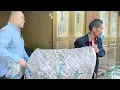 Download Lagu 空手进山，满载而归。临走时，老乡煮面，胖哥吃得津津有味。