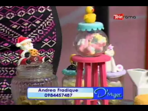 Realizando manualidades en porcelana fría