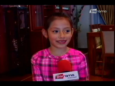 Agente de tránsito y mamá educa a su hija y a la comunidad