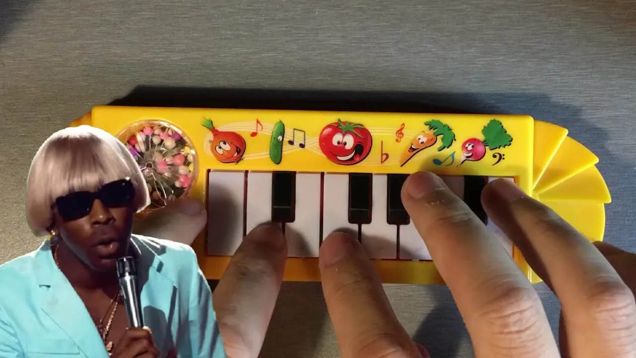 EARFQUAKE BUT IT'S PLAYED ON A $1 PIANO EARFQUAKE BUT IT'S PLAYED ON A $1 PIANO