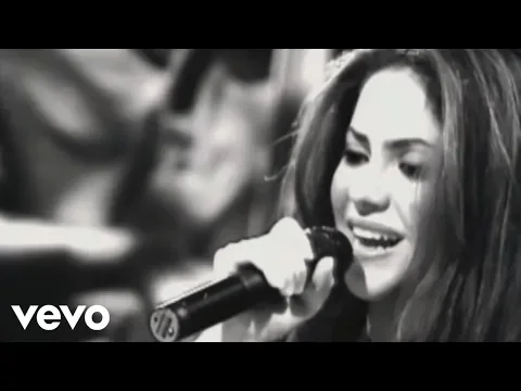 Download MP3 Shakira - Moscas En La Casa (Live Video)