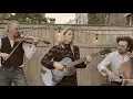Aoife O'Donovan (with Eric & Colin Jacobsen) - "Not Dark Yet" x "An die Musik"