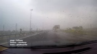 انا أعشقك عشق المطر للصحاري عبدالعزيز الضويحي 