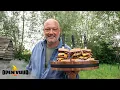Download Lagu Geflambeerde hamburger met kaas en spek | Open Vuur