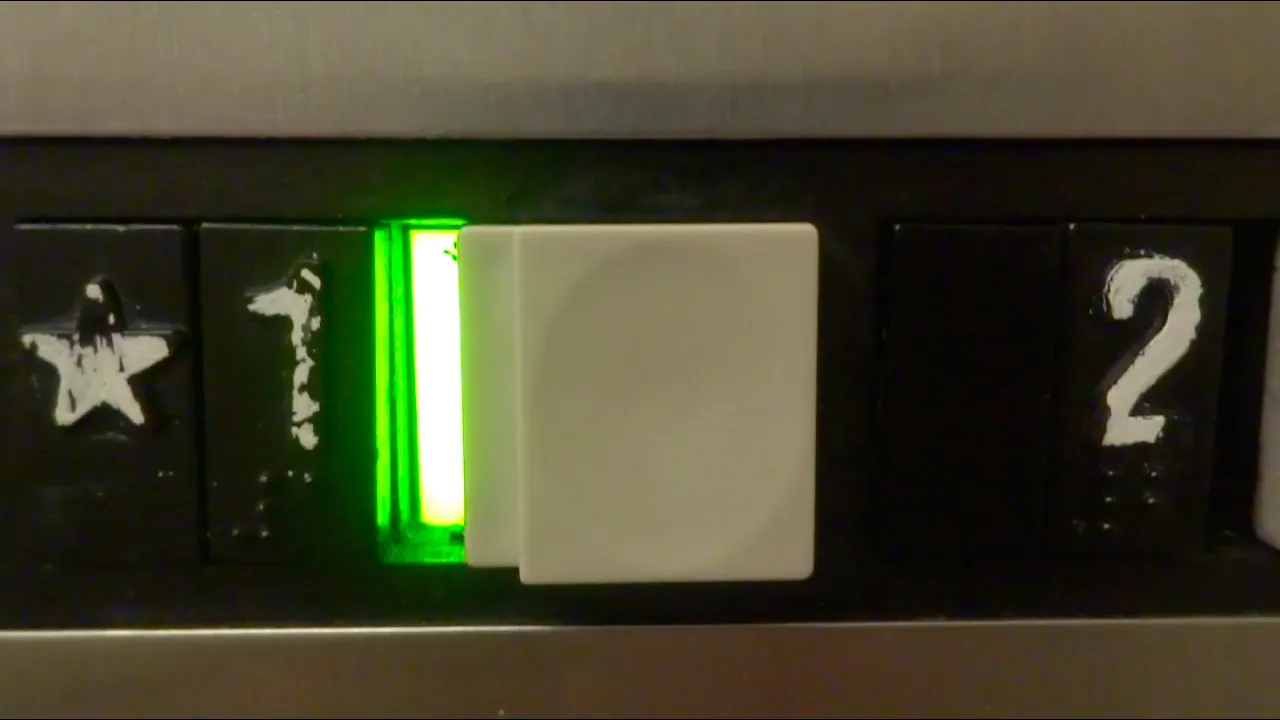 H ALAN St Louis Galleria