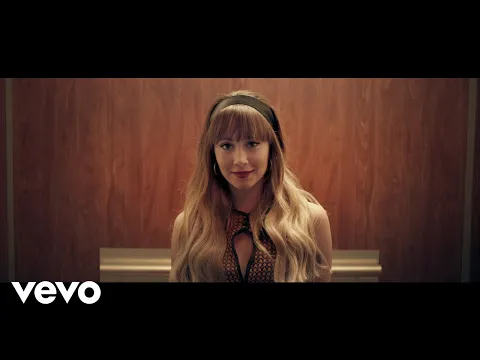 Download MP3 Aitana - Nada Sale Mal (video oficial)