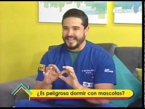 ¿Es peligroso dormir con mascotas? 