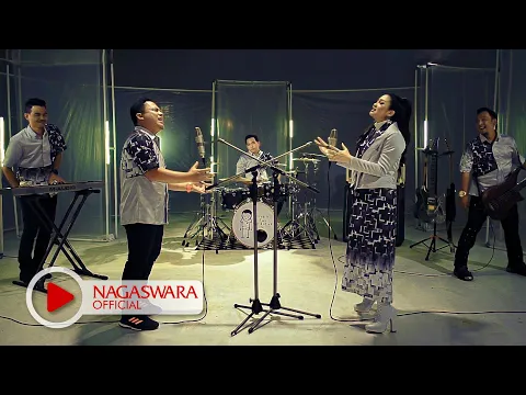 Download MP3 Wali \u0026 Fitri Carlina - Sakit Tak Berdarah (Official Music Video NAGASWARA) #music