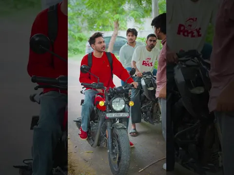 Bike Skates ने रोक दी नेताजी की Rally! 😂#shorts