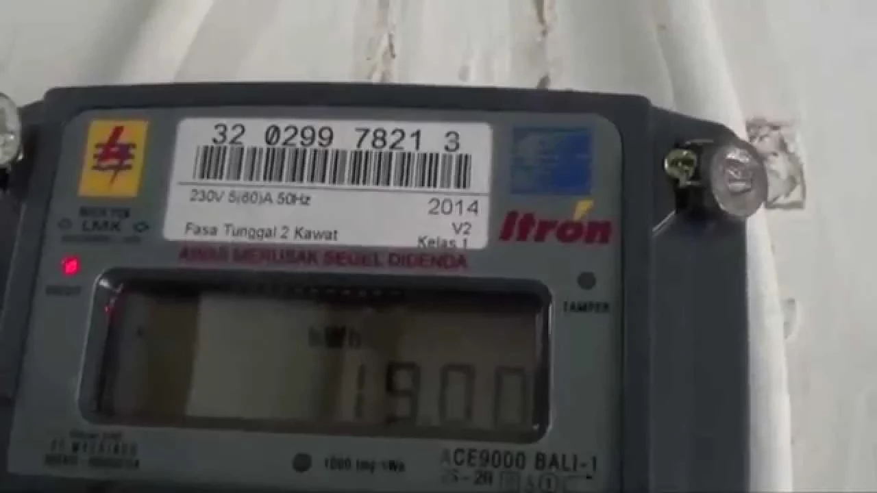 cara membacajumlah kwh listrik prabayar, cara membaca meteran listrik prabayar.. 