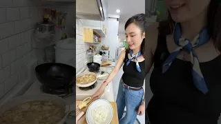 อร่อยจนต้องซ้ำ สามชั้นพันเห็ดเข็มทอง | ผักบุ้งแฟมิลี่