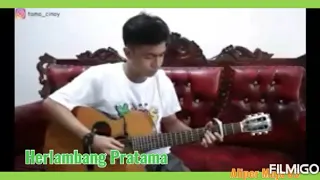 Download Seberkas sinar|| Nike Ardilla (almh)|| Herlambang Pratama|| fingerstyle cover MP3