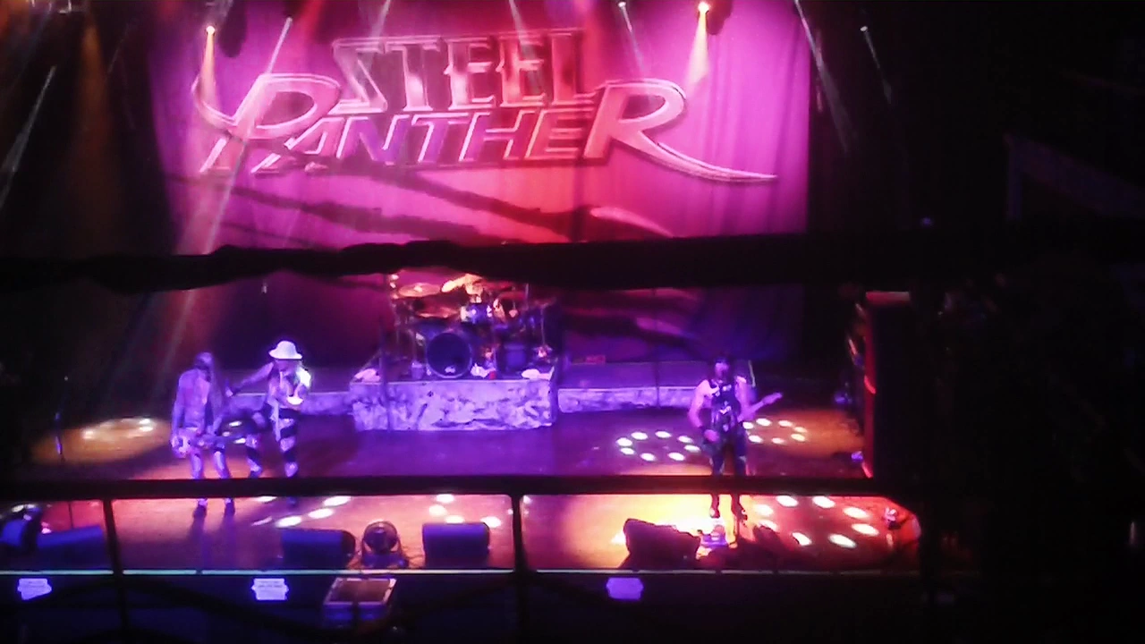 Steel Panther "Poontang Boomerang" live 5/11/17