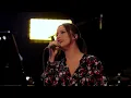 Tuğba Yurt - Herkes Yaralı (Akustik Canlı Performans)