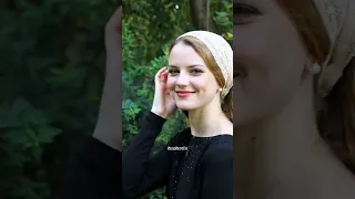 شوفي إزاي جميلة وانتي كده رايقه الكابلز المخطوبين افراح مصرية عمرو دياب اغاني حب 