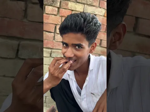 गाँव 😍का जामुन 😋 #gaanv #jaamun #desibalak #youtubeshorts #viralshorts #trending #tasty #viral
