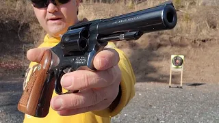 Smith and Wesson 10-10 bull barrel range review and comparison