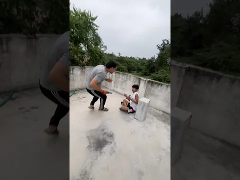 Ye Baccha kya kar raha hai 🫵🏻😱😡