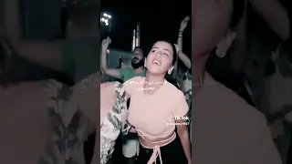 عمرو دياب بص البنت دى جامدة ازاى 