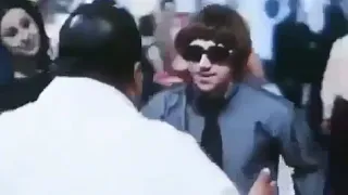 مشهد ظهور احمد مكي   فيلم ابن عز مع علاء ولي الدين دندنها