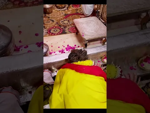 ऐसा कौन करता है 🥺😡 #premanandjimaharaj #song #sad #premanand #shorts #short #viral #trending #guru
