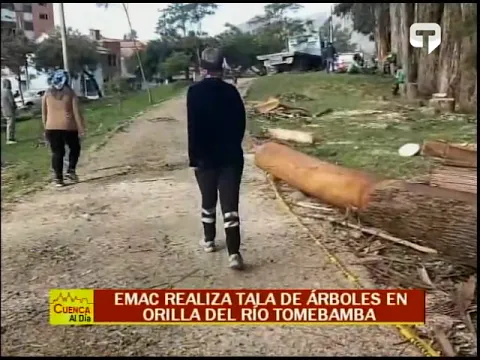 EMAC realiza tala de árboles en orilla del río Tomebamba