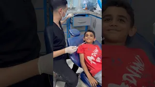 طفل شجاع في عيادة الأسنان حقنة بنج الأسنان للأطفال Dr Abdullah Sultan Dentist Dentist Funny 
