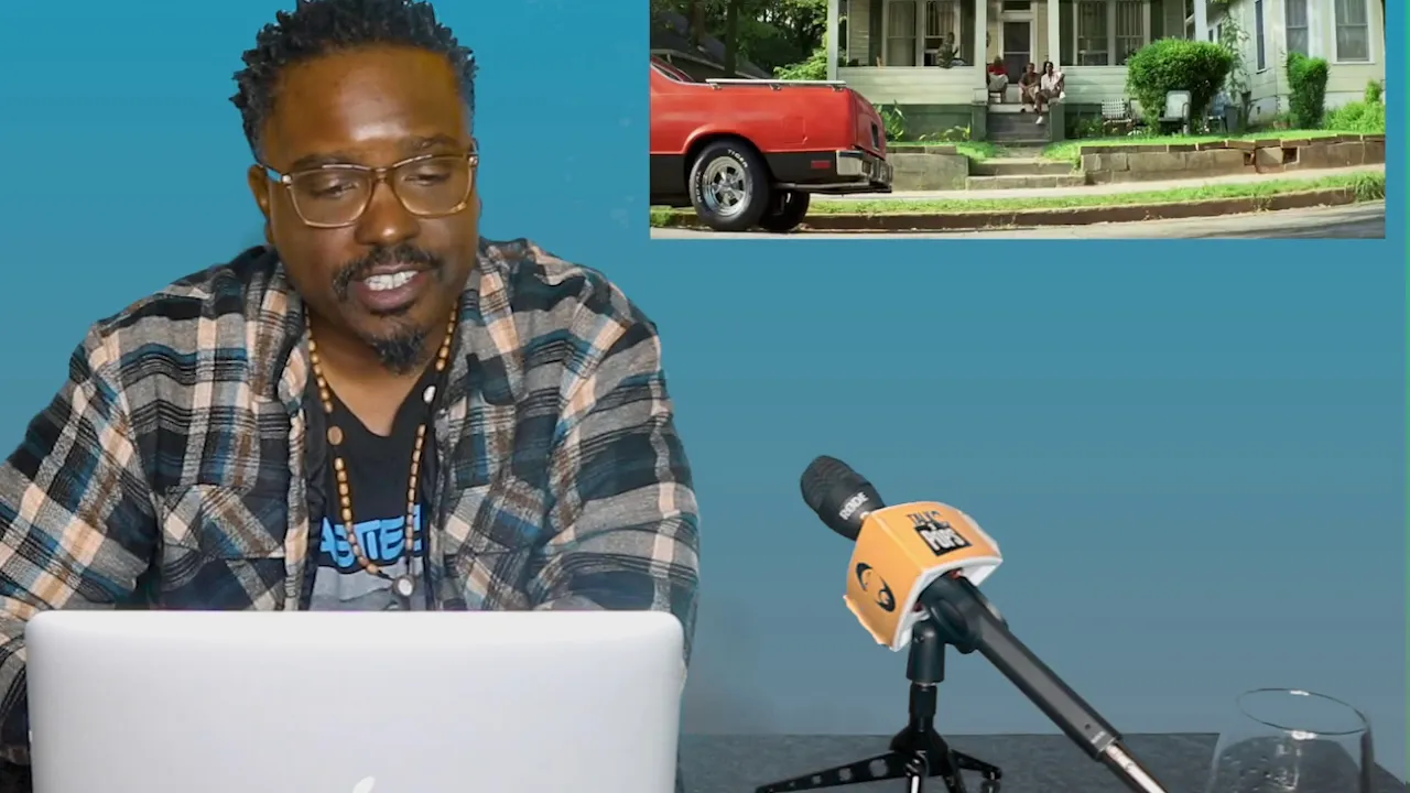Jason Weaver reacts to the chain snatching scene in ATL