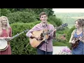 Download Lagu Wild Mountain Thyme - The Petersens (LIVE)