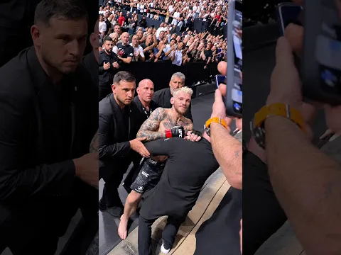 Dan Hooker CONFRONTS Fans at UFC Paris 😳